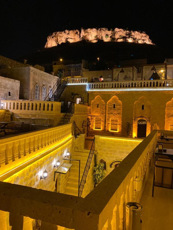 Hanedan Konagi Butik Otel Deluxe King Triple Room Anka Mardin Exterior photo